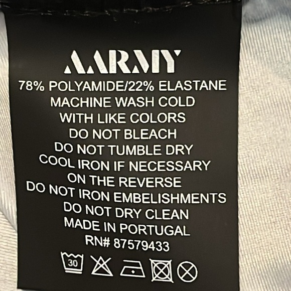 AARMY hero camo 4” inseam bike shorts - Picture 12 of 14